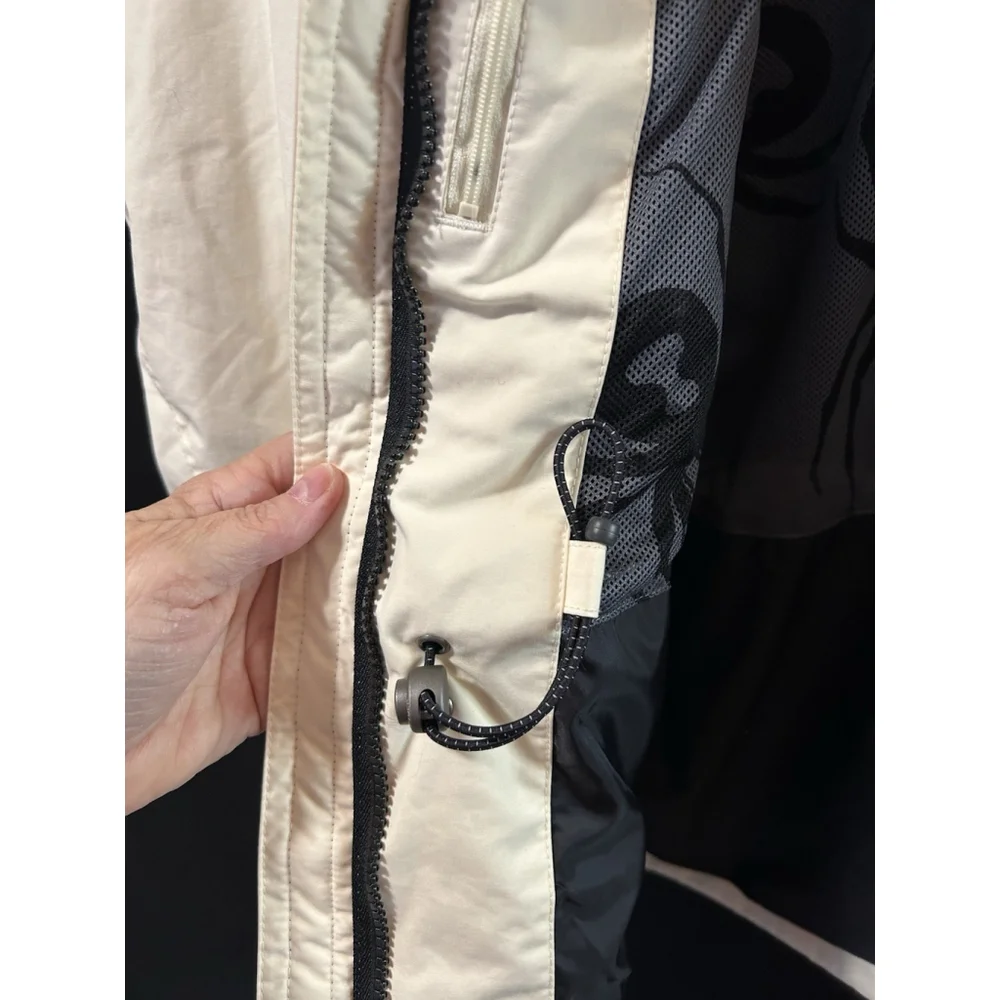 Spyder XT5000 Cream & Black Woman's Ski/Snowboarding Jacket Coat No Hat Size: 8 - Picture 9 of 16